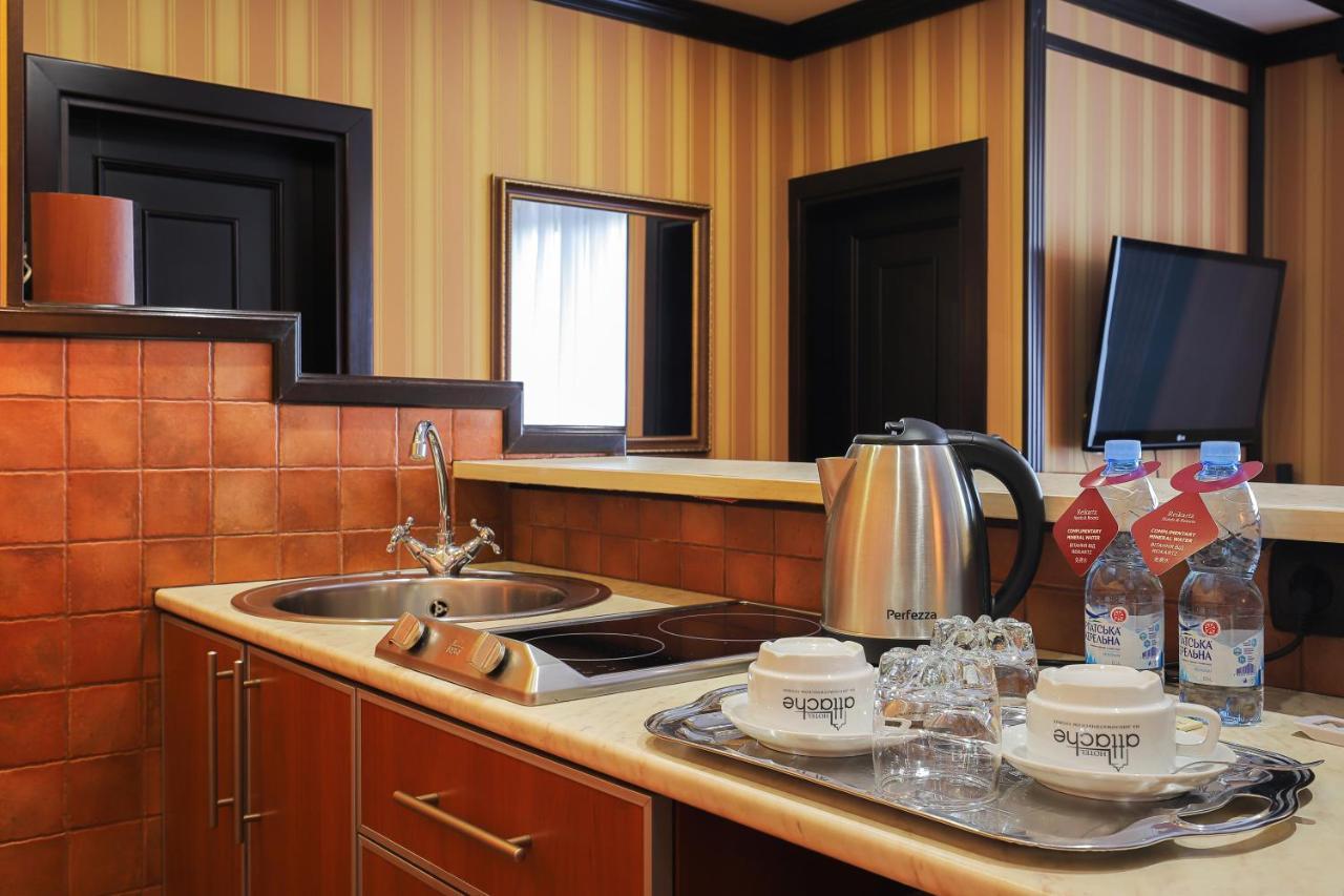 Attache Hotel Kiev Eksteriør billede