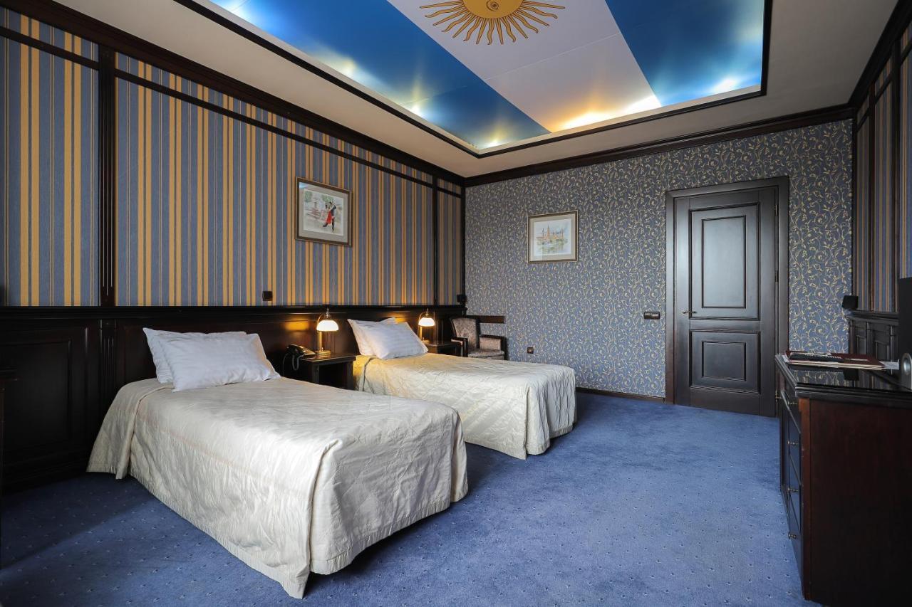 Attache Hotel Kiev Eksteriør billede